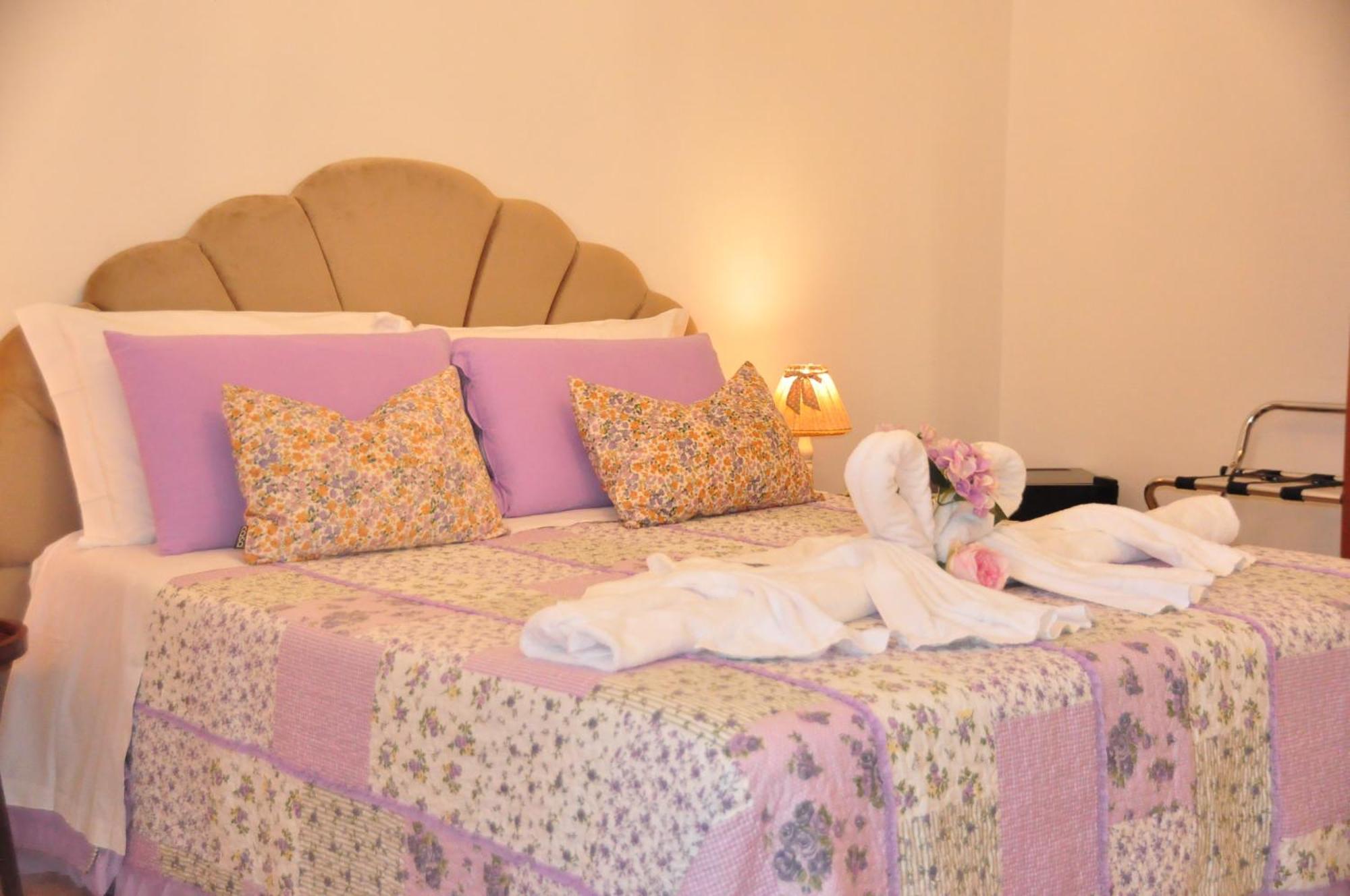B&B Le Camere Di Livia Siena Luaran gambar